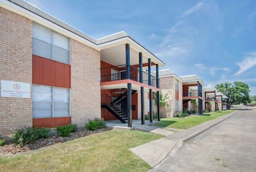 6-3800 E 29th Street, Bryan, TX, 77802 | Card Image