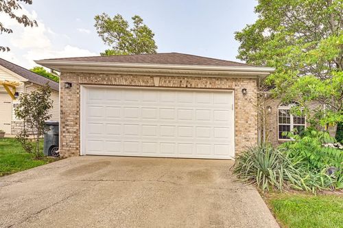 3713 Lady Di Ln, Lexington, KY, 40517-1036 | Card Image