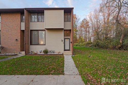 158 Henderson Pl, East Windsor, NJ, 08520-5709 | Card Image