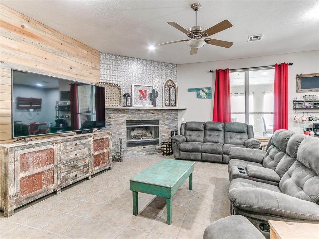 Tuscany Way, Piedmont, OK 73078