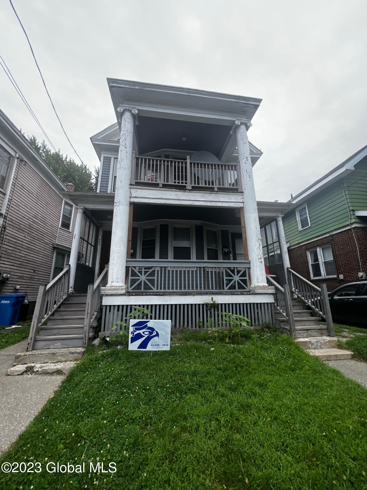 Washington Ave, Albany, NY 12206