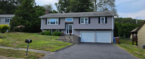 30 Little Fawn Dr, Shelton, CT, 06484-2212 | Card Image