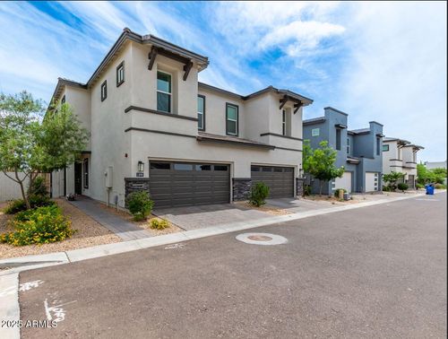 3741 E Catalina Dr, Phoenix, AZ, 85018-7184 | Card Image