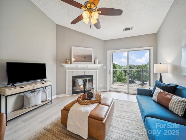 APT-302 - 18817 Nautical Dr, Condo with 2 bedrooms, 2 bathrooms and null parking in Cornelius NC | Image 6
