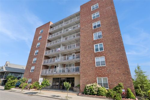apt-3d-855 E Broadway, Long Beach, NY, 11561-4747 | Card Image