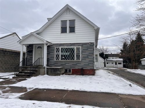 1013 W 27th St, Erie, PA, 16508-1521 | Card Image