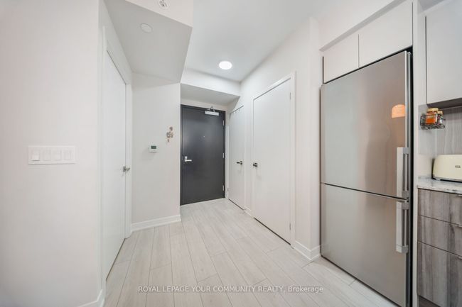 312 - 31 Tippett Rd, Condo with 2 bedrooms, 2 bathrooms and null parking in Toronto ON | Image 4