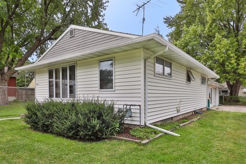 1612 Ramsey St, Albert Lea, MN, 56007-3817 | Card Image