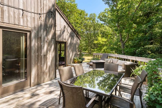 99 Old Purchase Rd, House other with 4 bedrooms, 3 bathrooms and null parking in Edgartown MA | Image 5