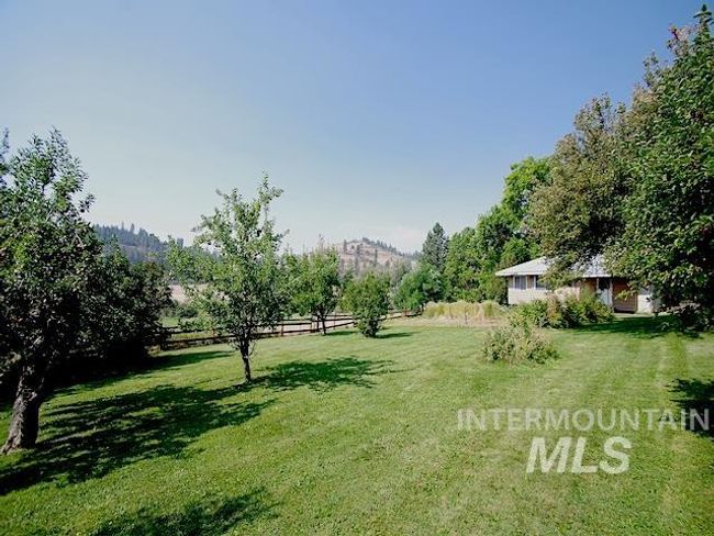 2671 W Fork Rd, House other with 4 bedrooms, 2 bathrooms and 4 parking in Fruitvale ID | Image 15