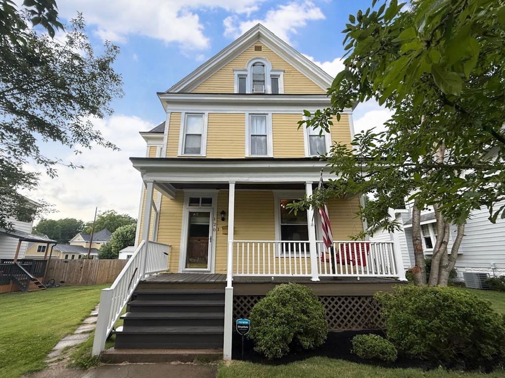 Residential in Wheeling