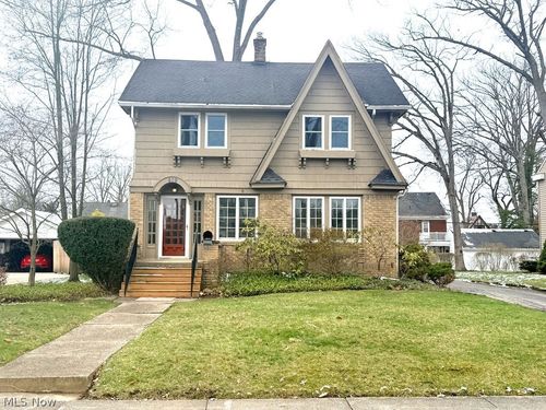 419 Oak Knoll Ne, Warren, OH, 44483 | Card Image