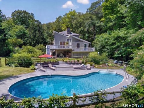 119 Peaceable St, Redding, CT, 06896-3116 | Card Image
