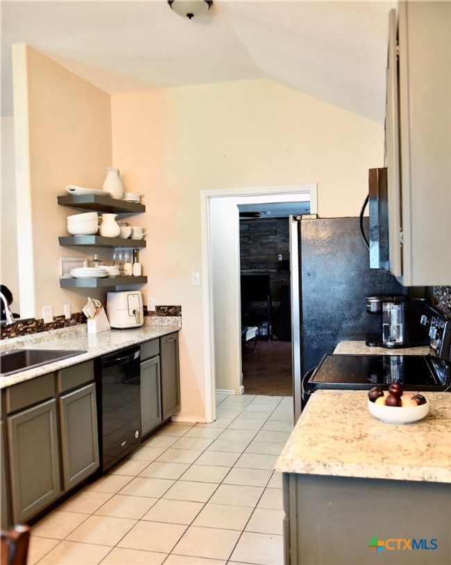 145 Amber Ln, House other with 3 bedrooms, 2 bathrooms and null parking in Jarrell TX | Image 6