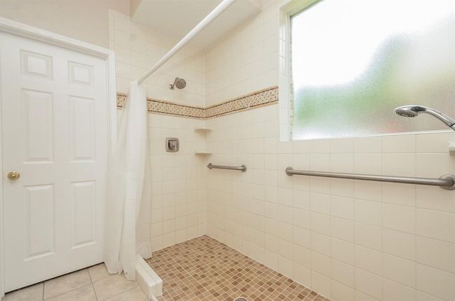 1501 Mulberry Ct, House other with 5 bedrooms, 4 bathrooms and 2 parking in Pearland TX | Image 25