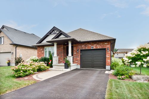 401 Beamish St, Port Stanley, ON, N5L0A7 | Card Image