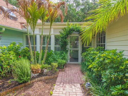 1538 Sabal Ct, Vero Beach, FL, 32963-4004 | Card Image