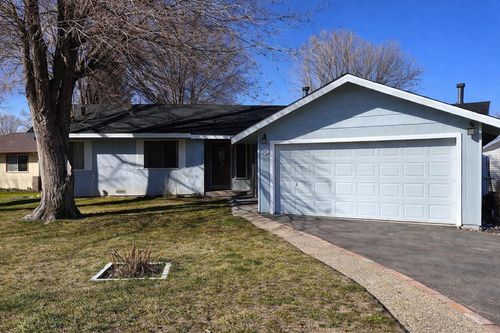 111 Patterson Ave, Loyalton, CA, 96118-5756 | Card Image