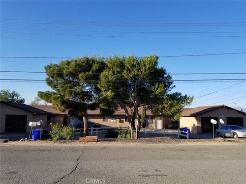 15715 Pamela Ln, Victorville, CA, 92394-1846 | Card Image