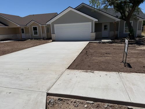 419 E Harris Ave, San Angelo, TX, 76903-3607 | Card Image