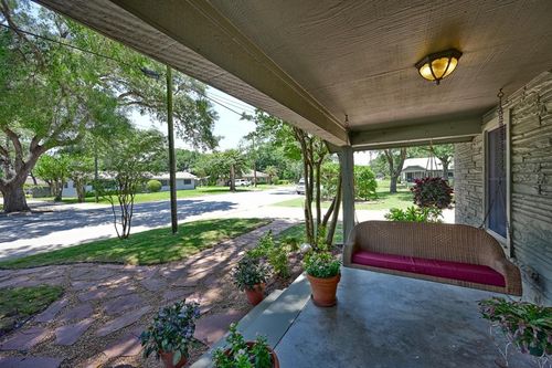 1026 Atchison St, Sealy, TX, 77474-3406 | Card Image