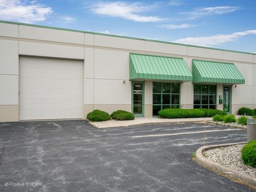 19229 Henry Dr, Mokena, IL, 60448-8314 | Card Image