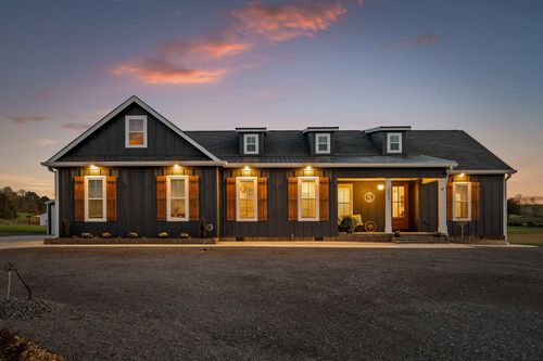 5853 Dalton Pike Se, Cleveland, TN, 37323-9142 | Card Image