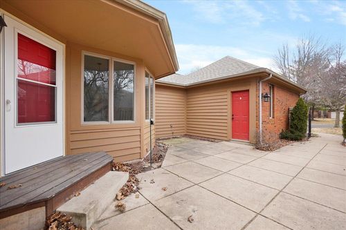948 Cornwallis Ln, Munster, IN, 46321-2877 | Card Image