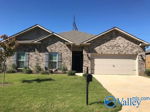 14055 Lannister Ln, Athens, AL, 35613-5516 | Card Image