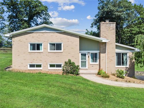 127 Singer Way, Ligonier, PA, 15658-9709 | Card Image