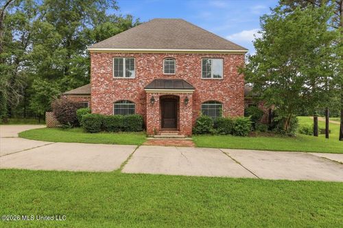 130 Bellemeade Dr, Clinton, MS, 39056-4613 | Card Image