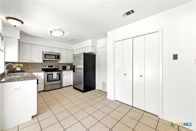 1010 Serenada Dr, House other with 3 bedrooms, 2 bathrooms and null parking in Georgetown TX | Image 16