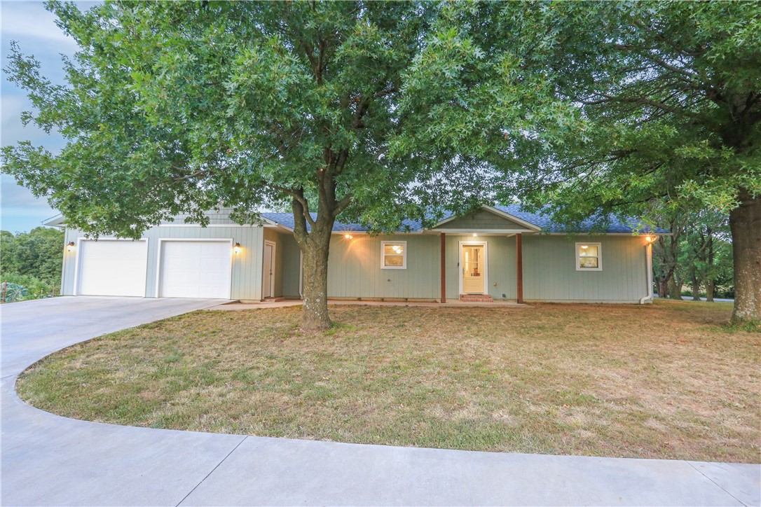 Mount Olive Rd, Gravette, AR 72736