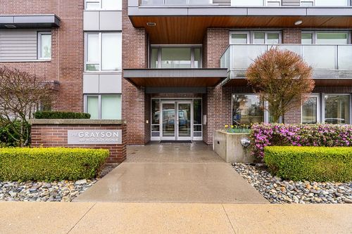 108-489 W 26th Ave, Vancouver, BC, V5Y0M8 | Card Image
