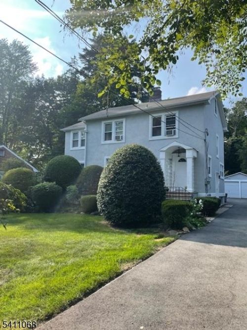 897 Springfield Ave, New Providence, NJ, 07974-2400 | Card Image