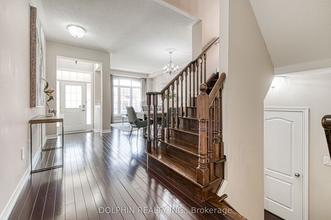 83 Stonechurch Cres, House other with 4 bedrooms, 3 bathrooms and 2 parking in Markham ON | Image 14