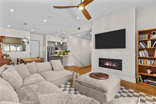 103-4322 Gentry Ave, Studio City, CA, 91604-2074 | Card Image