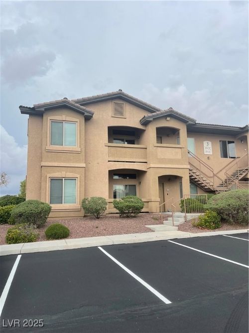 2011-8985 S Durango Dr, Las Vegas, NV, 89113-6117 | Card Image