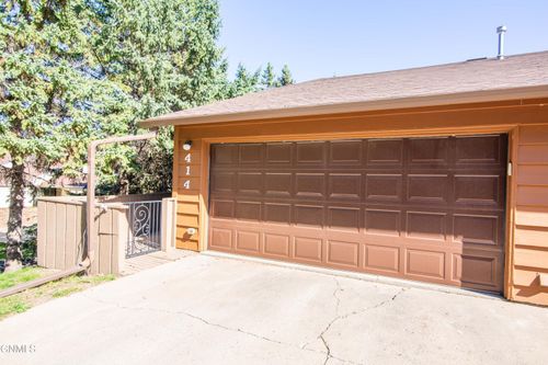 414 E Brandon Dr, Bismarck, ND, 58503-0409 | Card Image