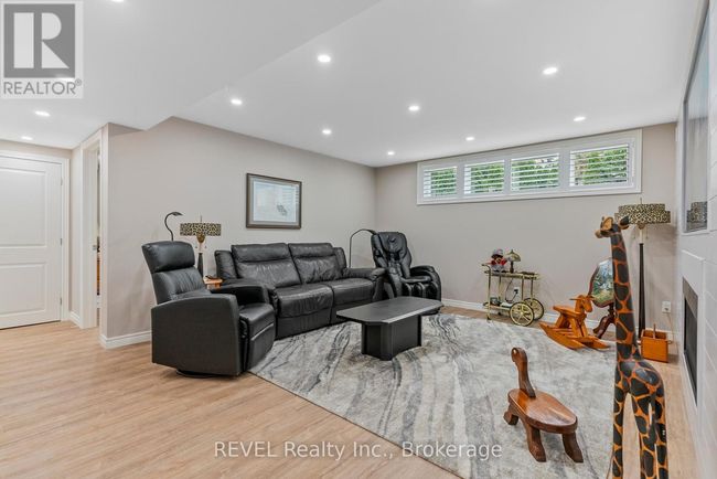 4 Tulip Tree Road, House other with 3 bedrooms, 3 bathrooms and 6 parking in Niagara-on-the-Lake (St. Davids) ON | Image 30
