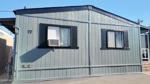 72-7560 Woodman Pl, Van Nuys, CA, 91405-1555 | Card Image