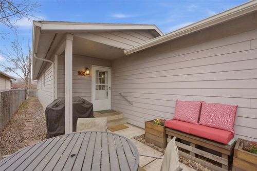 907 Defoe St, Missoula, MT, 59802-2409 | Card Image