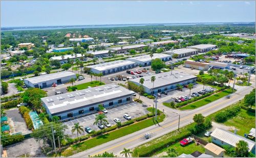 bldg-2-672-676 Old Dixie Hwy Street, Vero Beach, FL, 32962 | Card Image
