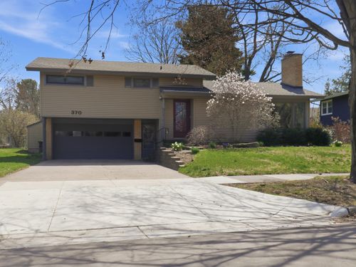 370 Wildwood Drive, Holland, MI, 49423 | Card Image