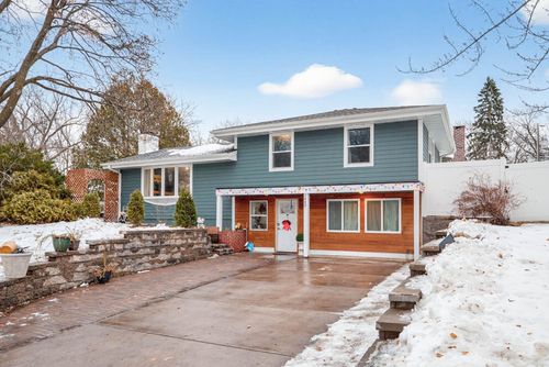 3440 Mcknight Rd N, White Bear Lake, MN, 55110-5559 | Card Image