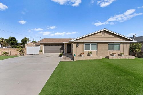 157 Lakeview Ave, Spring Valley, CA, 91977 | Card Image