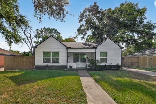 4826 Ventura Ln, Houston, TX, 77021-3014 | Card Image