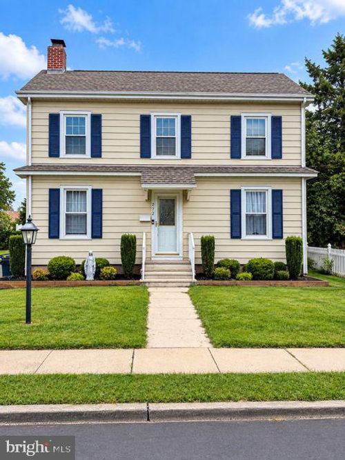 272 Main St, Hamilton, NJ, 08620-2324 | Card Image