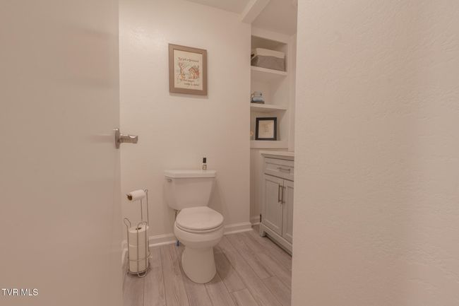 9266 Forest Rd, House other with 4 bedrooms, 4 bathrooms and null parking in Coeburn VA | Image 20