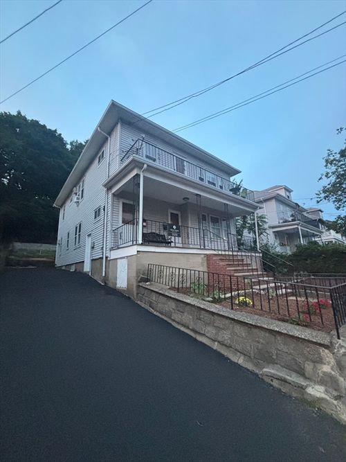 207 Gladstone St, Boston, MA, 02128 | Card Image